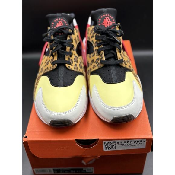 Nike Air Huarache “SNKRS DAY” Leopard Print Trainer - Sz. 12 main image 10